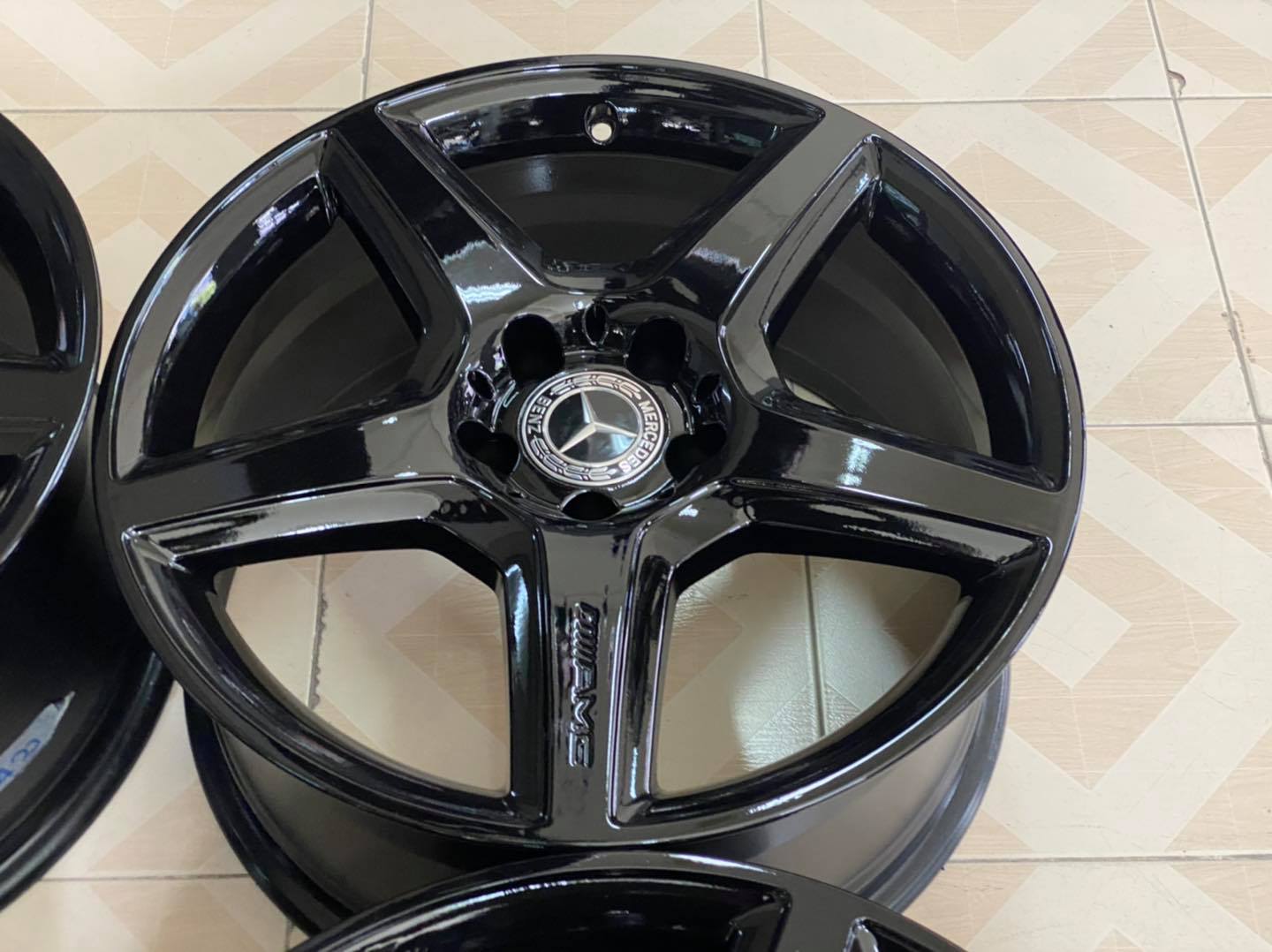 ล้อแท้ AMG st3 new 18" w211