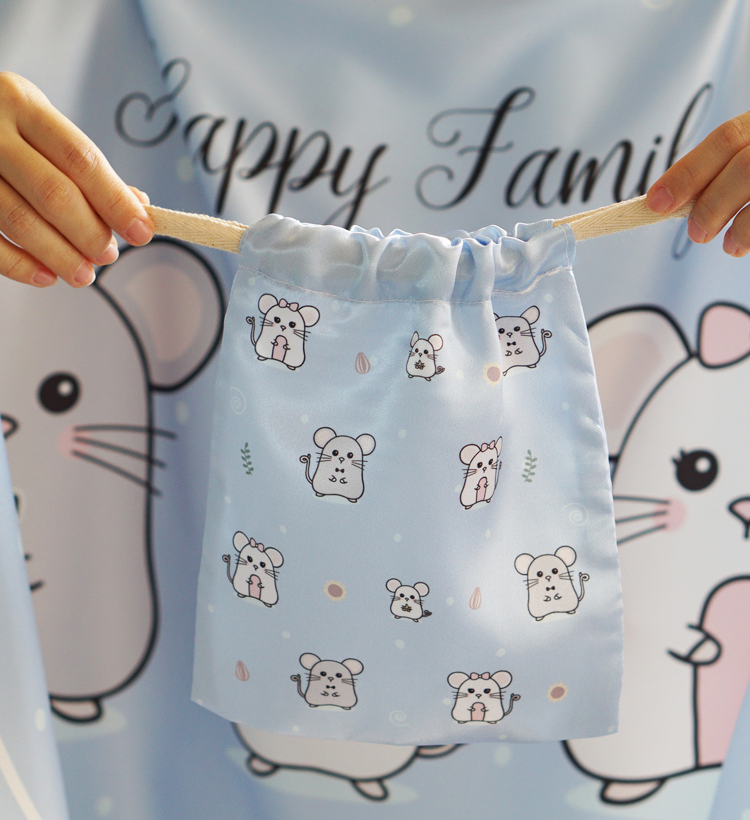 ผ้าคลุมให้นม สั่งทำใส่ชือ ลาย Mini Mouse - Indigo