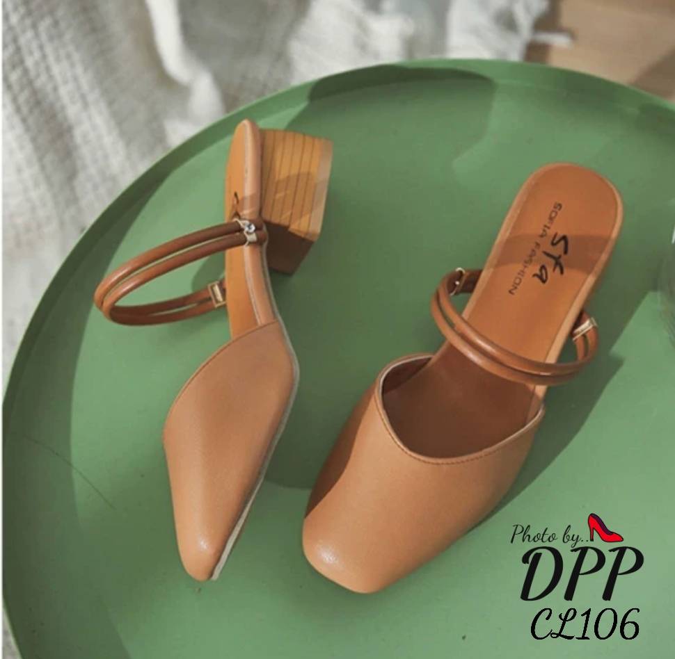 รองเท้าคัทชูส้นเตี้ยส้นลายไม้ (สีครีม)