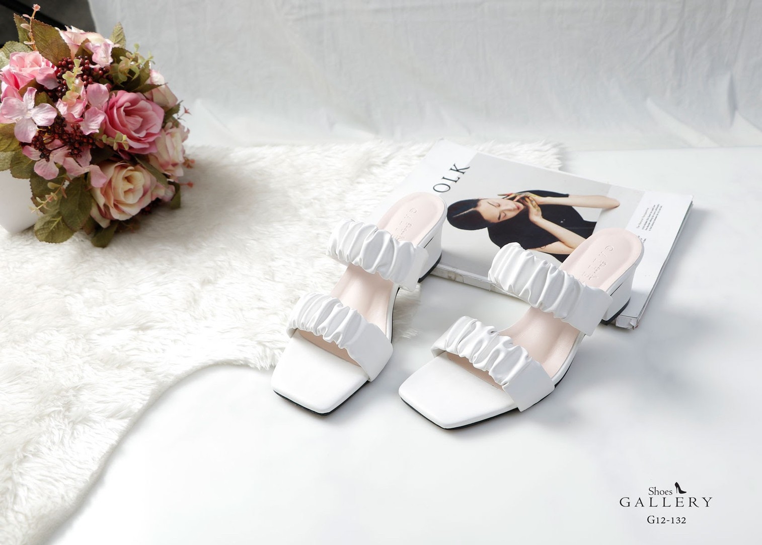 รองเท้าส้นเตี้ยสองตอน (สีฟ้า)