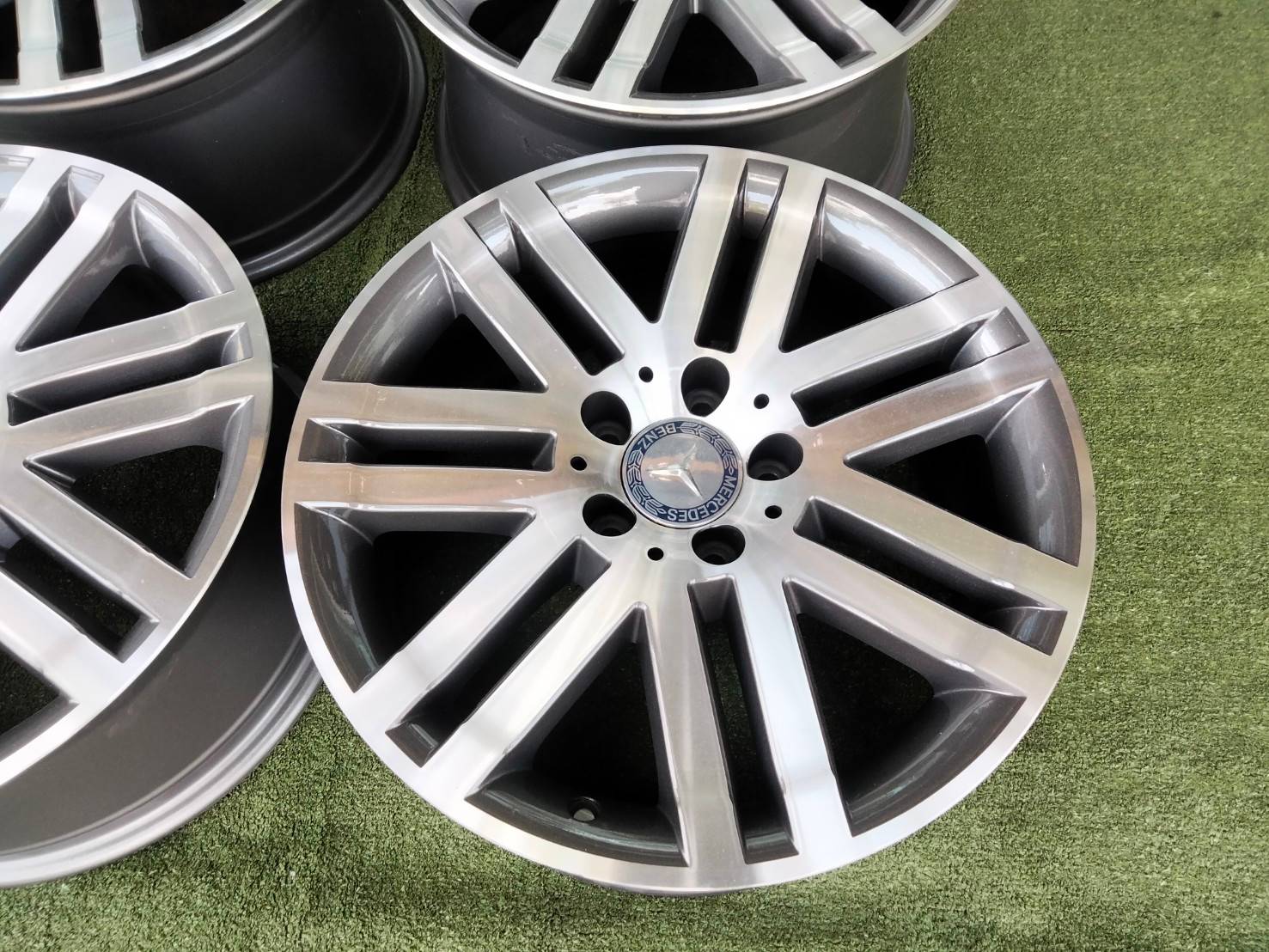 ล้อเบนซ์แท้ BENZ C-CLASS W204 17" ตัวท๊อฟนอก