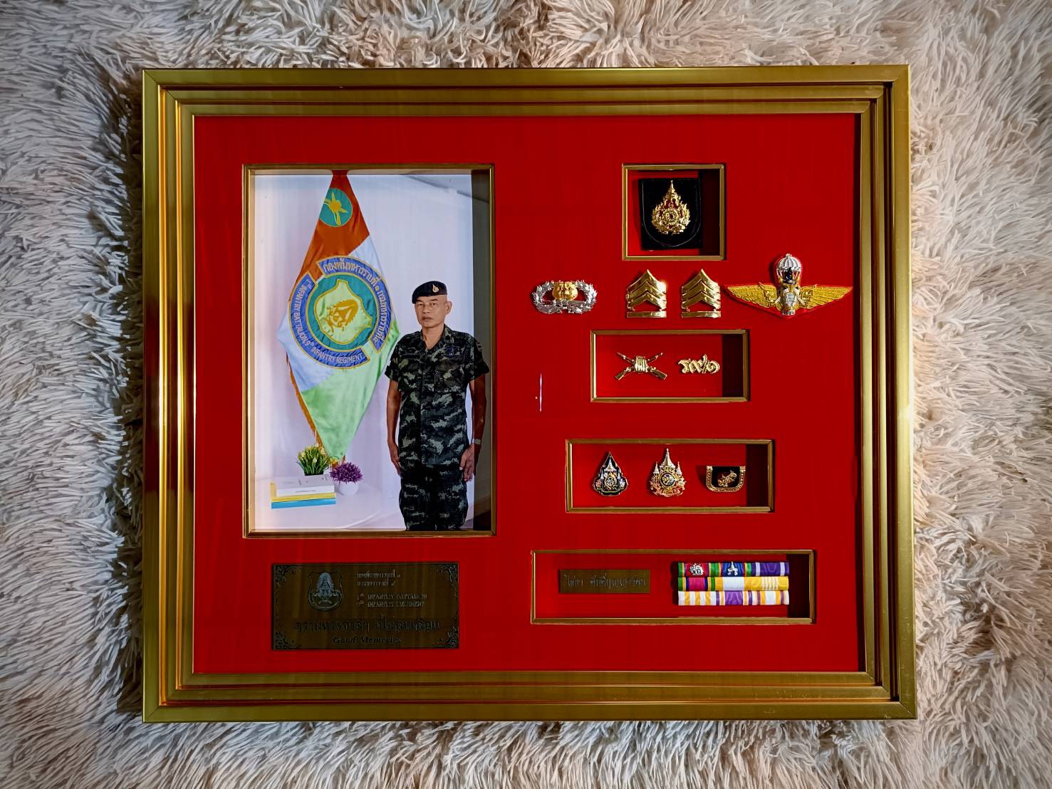 กรอบรูปเหรียญที่ระลึก ของขวัญเกษียณ ชิ้นเดียวในโลก กรอบรูปเก็บความทรงจำ กรอบตราสัญลักษณ์หน่วยงานราชการ