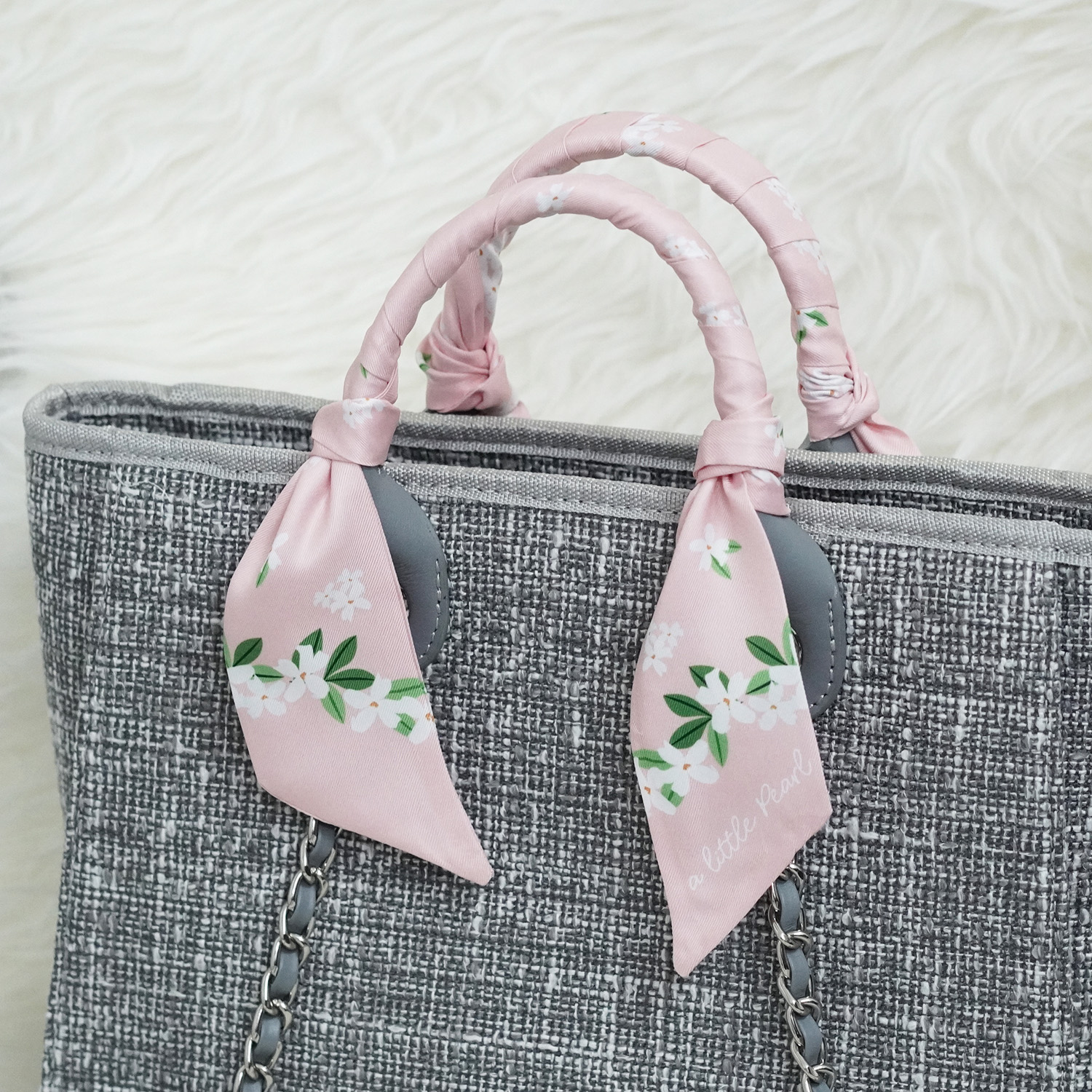 ผ้าพันหูกระเป๋า Jasmine - Pink