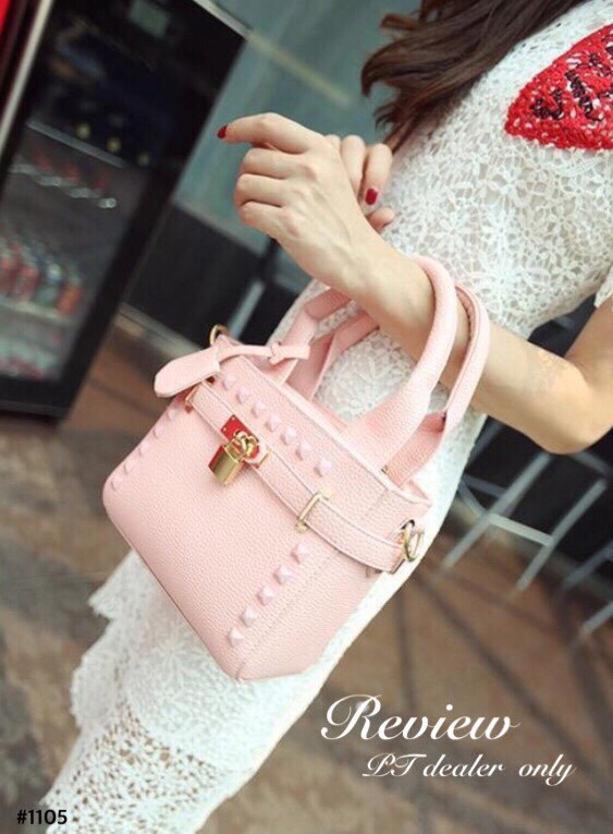 พร้อมส่ง : กระเป๋าถือ Style Valentino (สีชมพู)