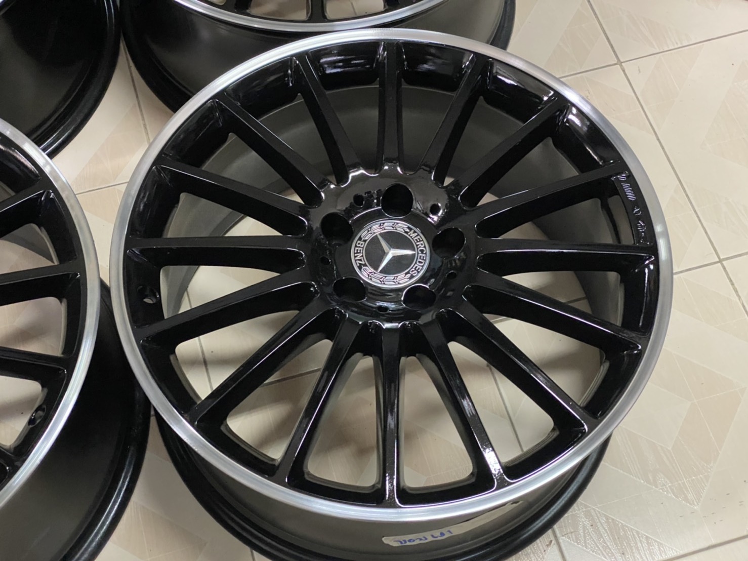 ล้อแท้ AMG ST5 19” S-class w221