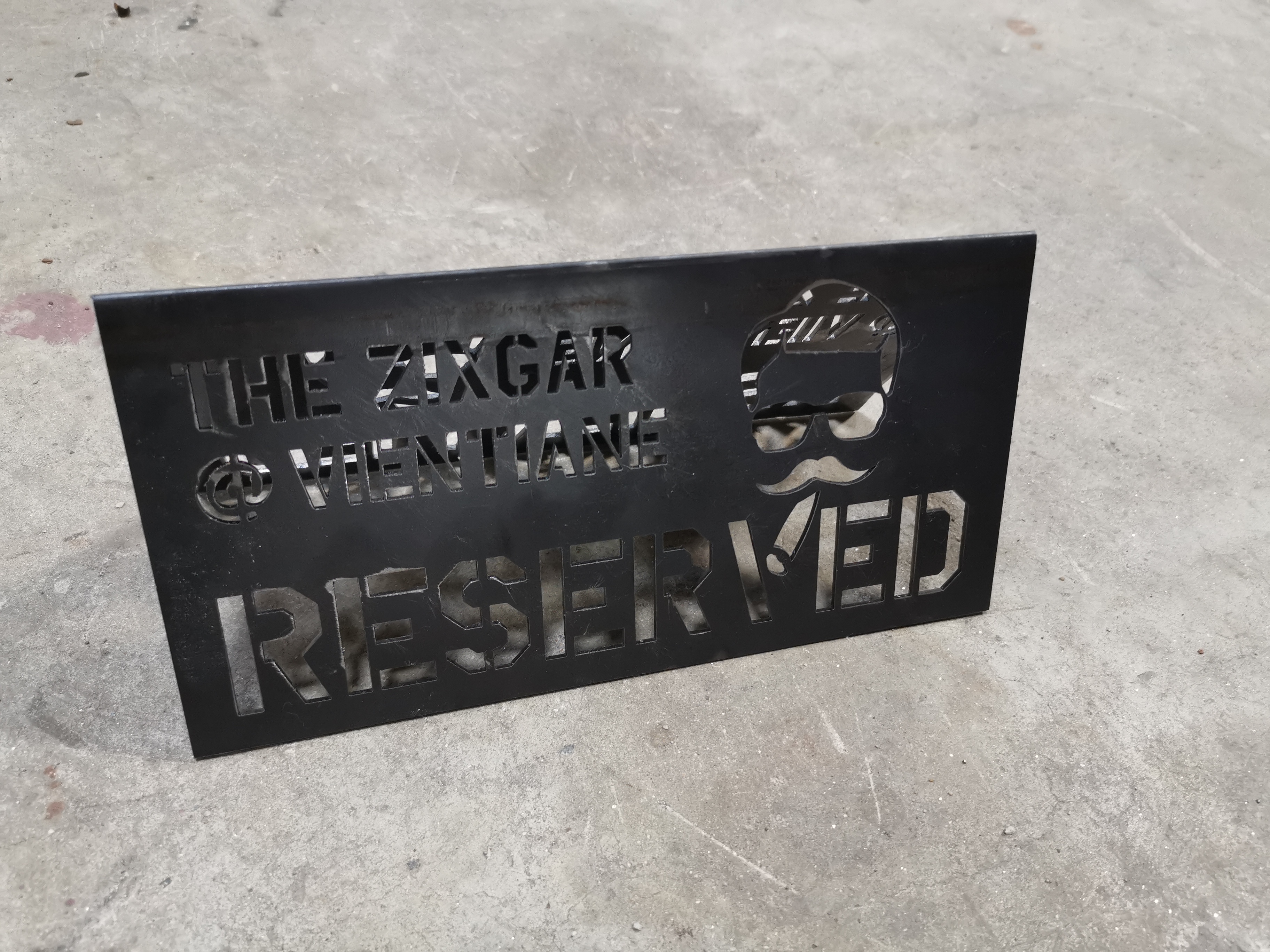 ป้ายเหล็กฉลุเลเซอร์ Reserved