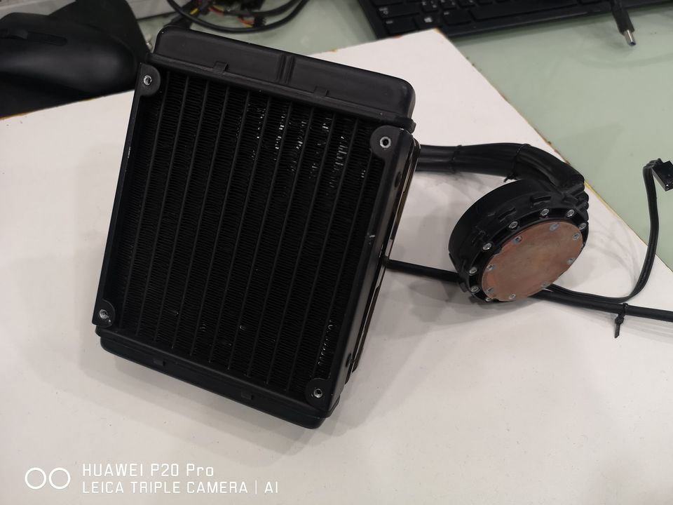 Thermaltake water 3.0 ชุดพัดลมน้ำ Socket2011 ไม่มีขาล่าง