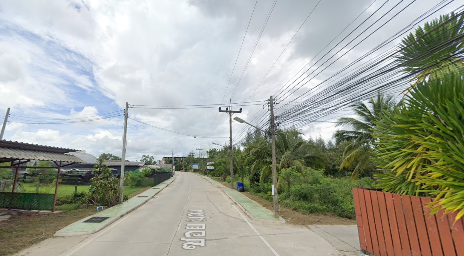 Land for sale, size 82 rai, near Robinson Lifestyle Mall, Chalong, Phuket, 2.7 km.