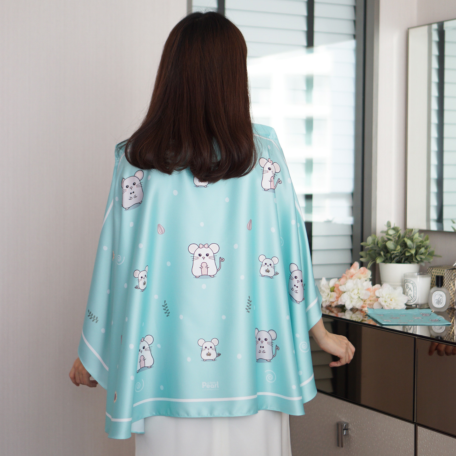 ผ้าคลุมให้นม สั่งทำใส่ชือ ลาย Mini Mouse - Mint