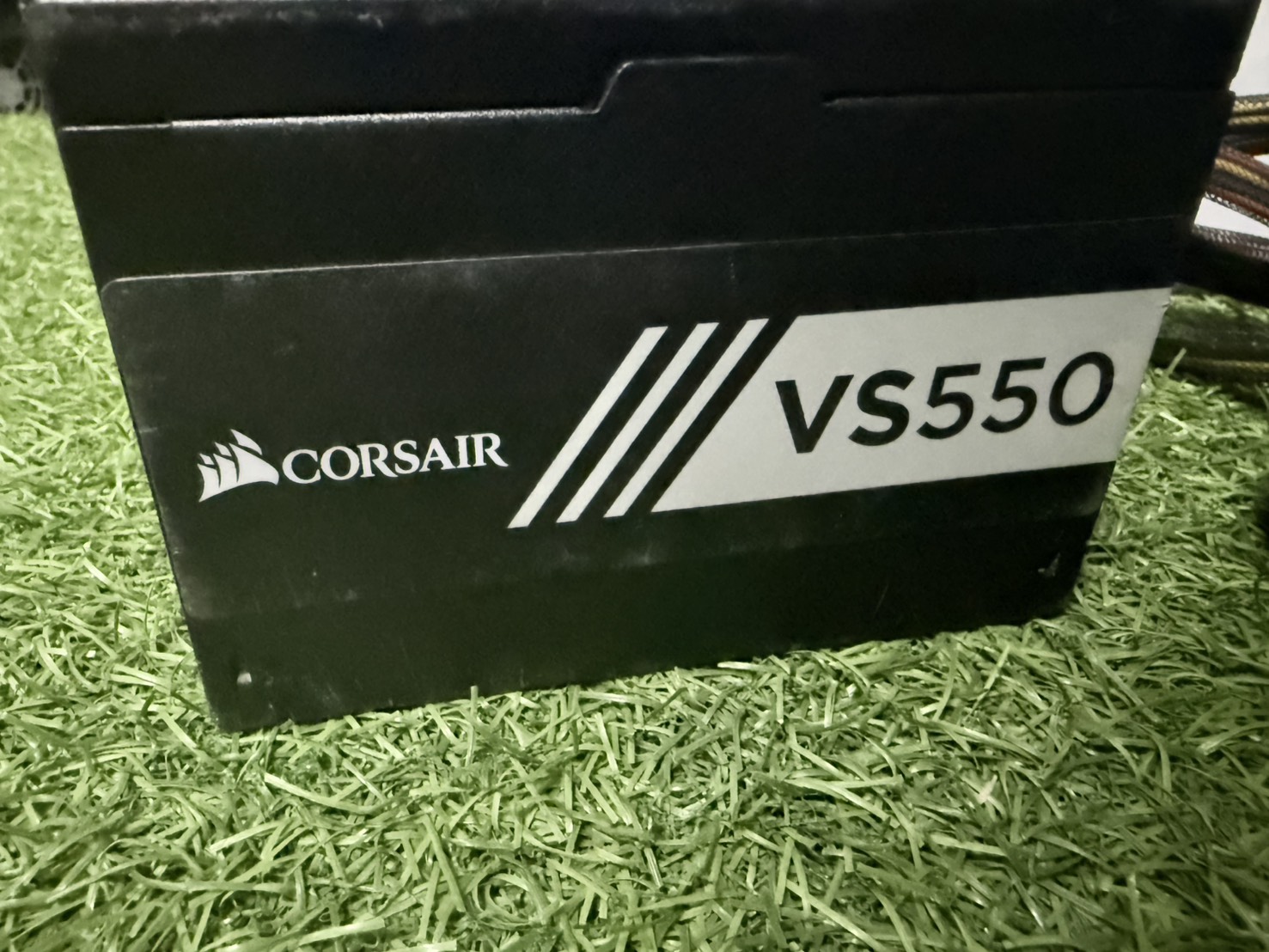 อุปกรณ์จ่ายไฟ POWER SUPPLY CORSAIR 550W VS550 (80+ WHITE) (CP-9020171) สายตามรูป