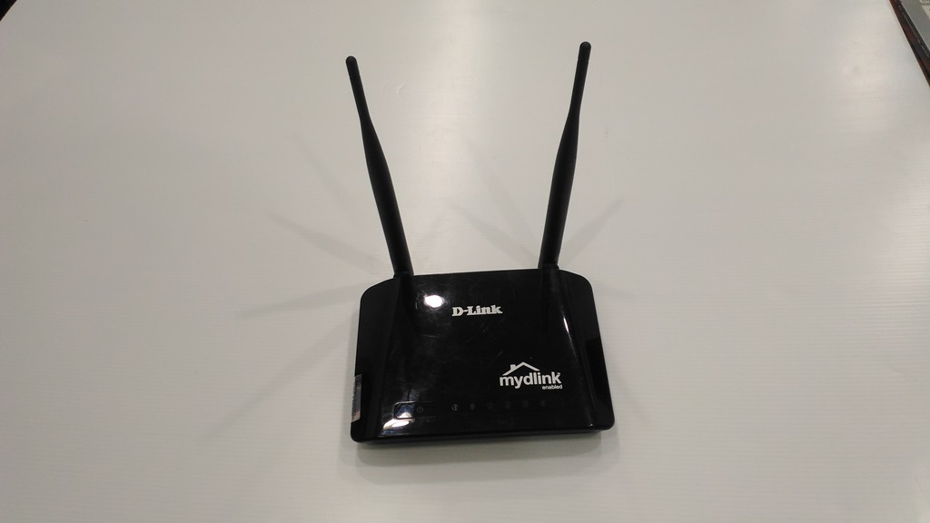 D-Link Wireless 300 LAN Cloud Routers DIR-605L