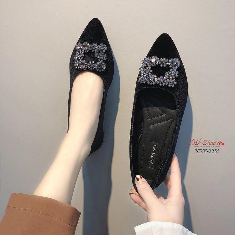 รองเท้าคัทชูส้นแบนแต่งคริสตัล (สีเทา)