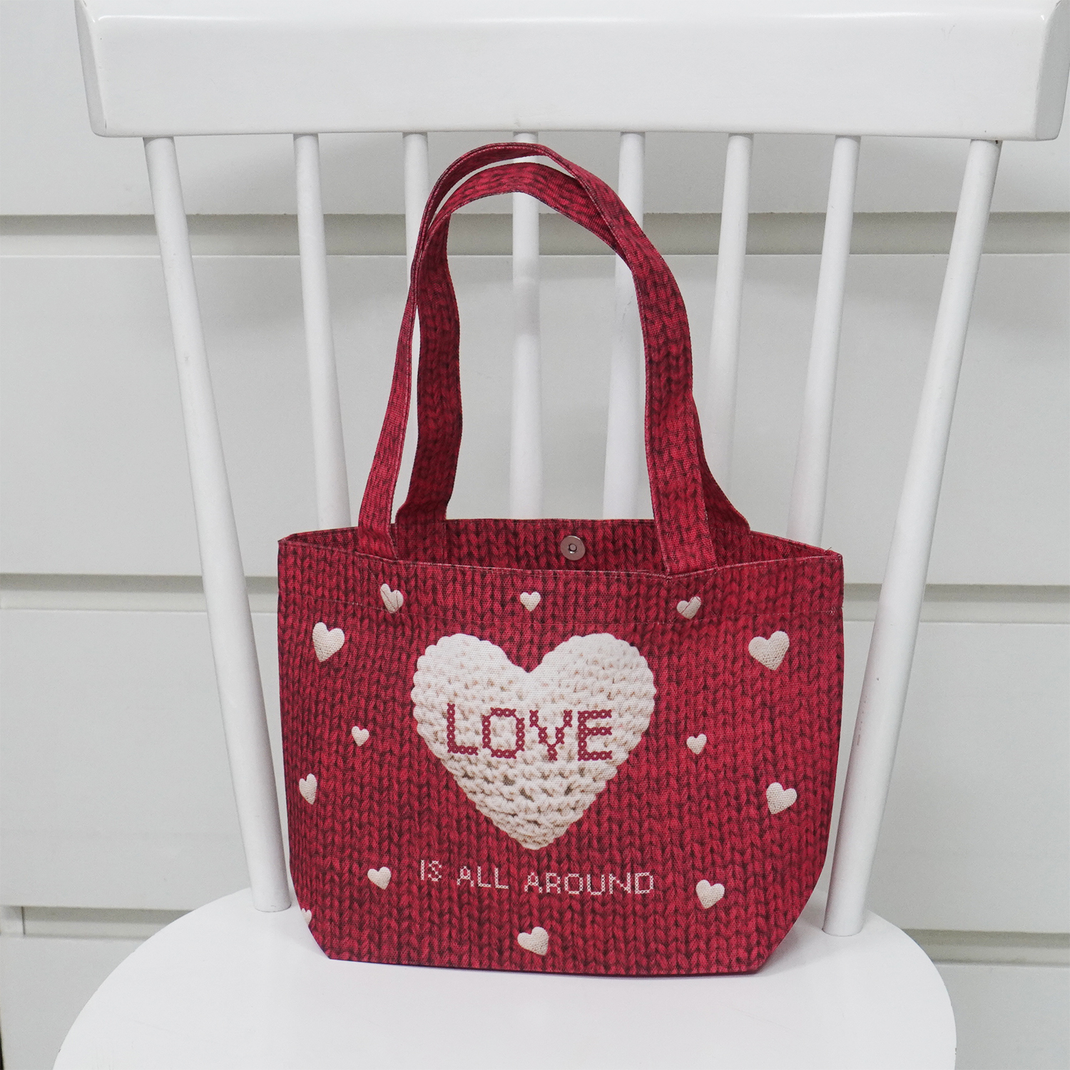 กระเป๋าผ้าแคนวาส ปักชื่อ (ไซส์ S) ลาย Knitted Heart - Red