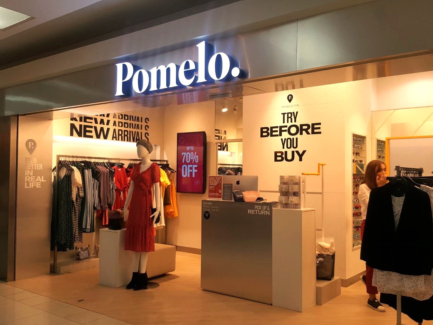 อาคารอินเตอร์เชนจ์ 21 (Interchange 21) สำนักงานให้เช่า เกรด A ย่านสุขุมวิท อโศก ใกล้รถไฟฟ้า BTS และ MRT