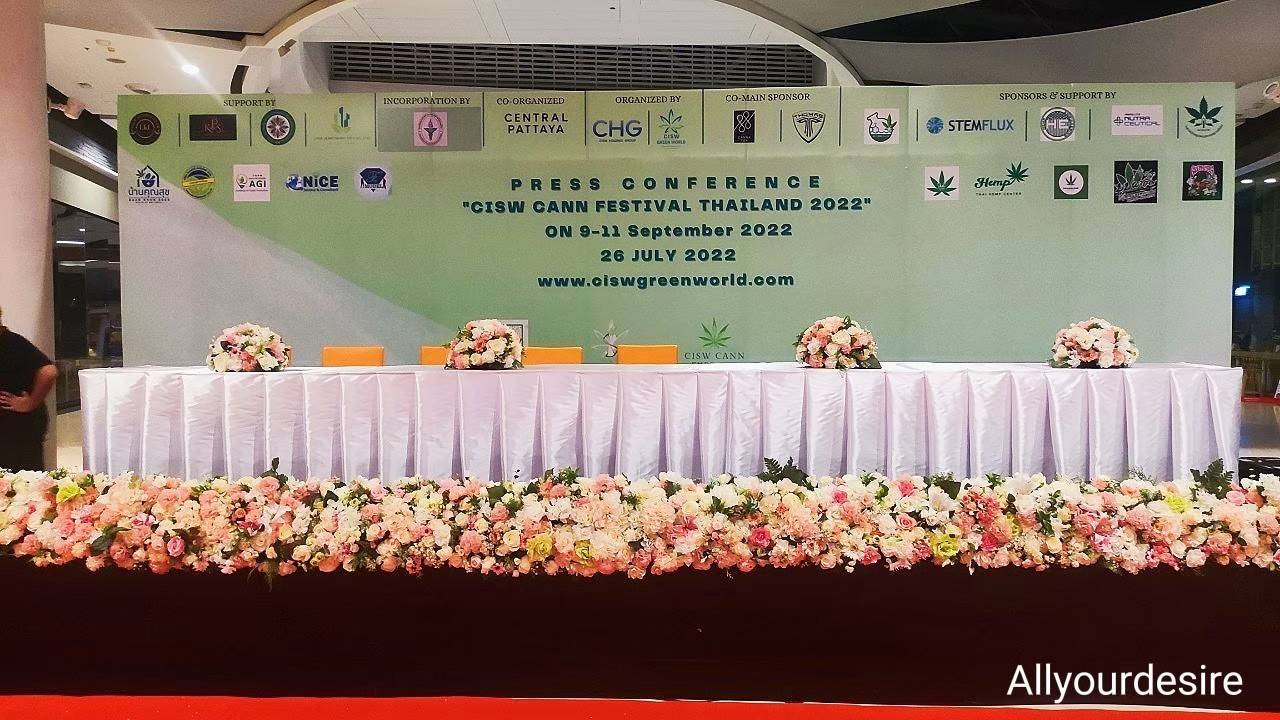 ดอกไม้ปลอมขอบเวที ST102 โทนโอรด