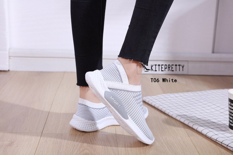 รองเท้าผ้าใบผ้ายืดแต่งลาย (สีดำ)