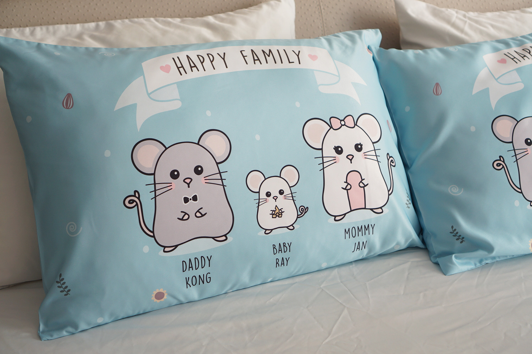 ปลอกหมอนหนุนคู่ พิมพ์ลายเต็มผืน Mini Mouse - Blue
