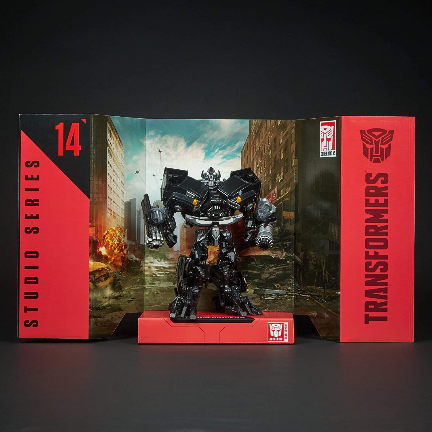 Hasbro Transformers Studio Series 14 Voyager Class Ironhide 6.5 Inch Action Figure ฮาสโบร ทรานสฟอเมอร์ส สตูดิโอ ซีรีย์ส 14 วอยเอเจอร์ คลาส หุ่นยนต์ไอออนไฮด์ ขนาด 6.5 นิ้ว ลิขสิทธิ์แท้
