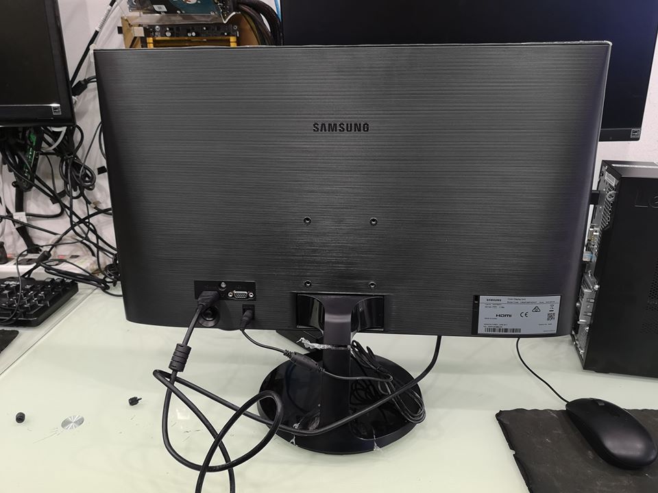 SAMSUNG LS24F350FHEXXT 23.5" PLS 60Hz