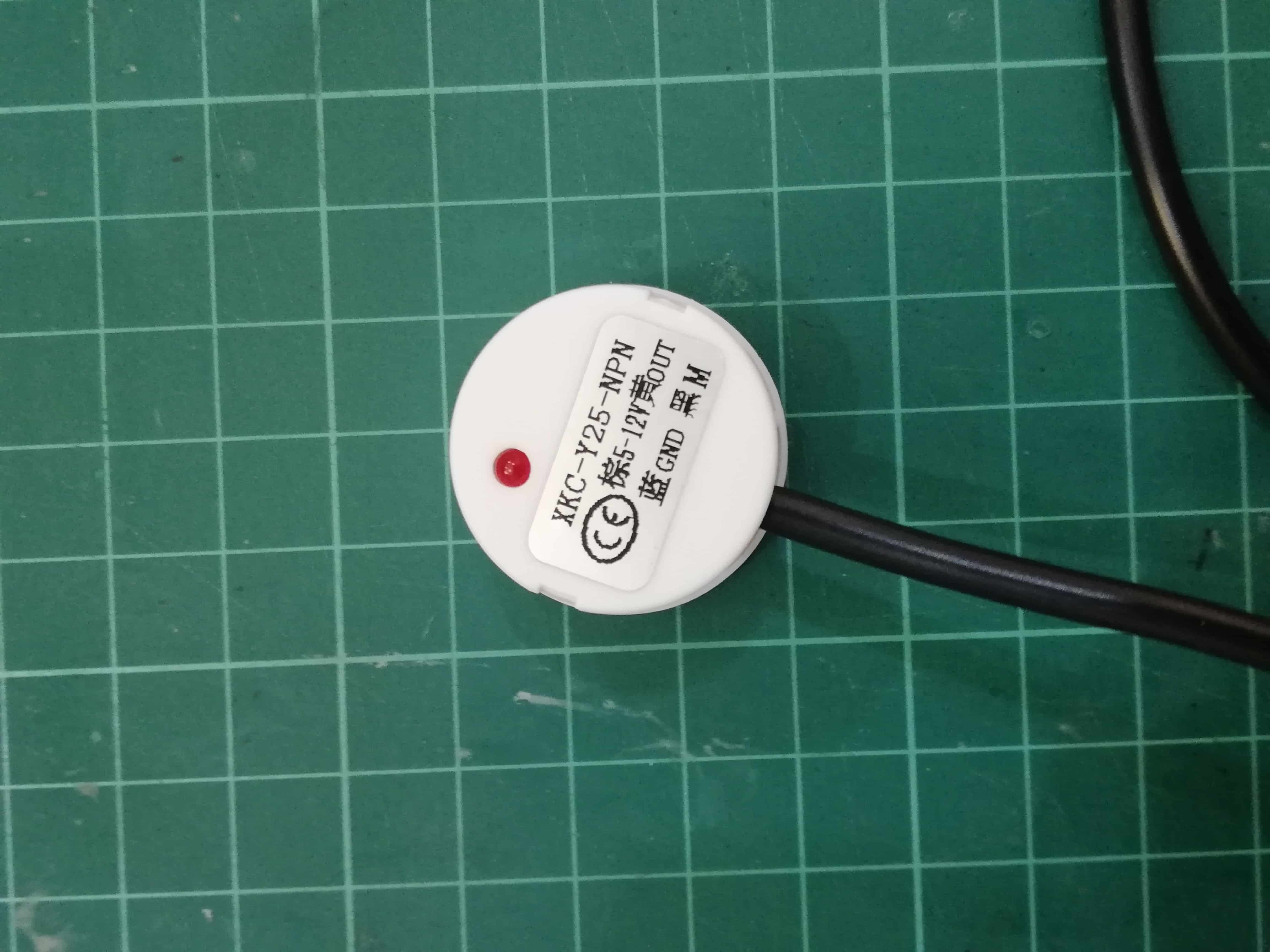 Contact liquid level Sensor XKC-Y25-NPN (5-12V)