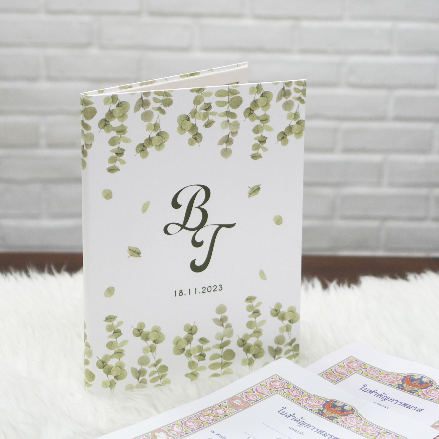 แฟ้มทะเบียนสมรส/สูติบัตร สั่งทำใส่ชื่อ Small Leaves