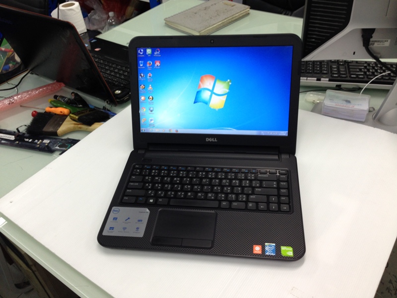 DELL Inspiron 3437