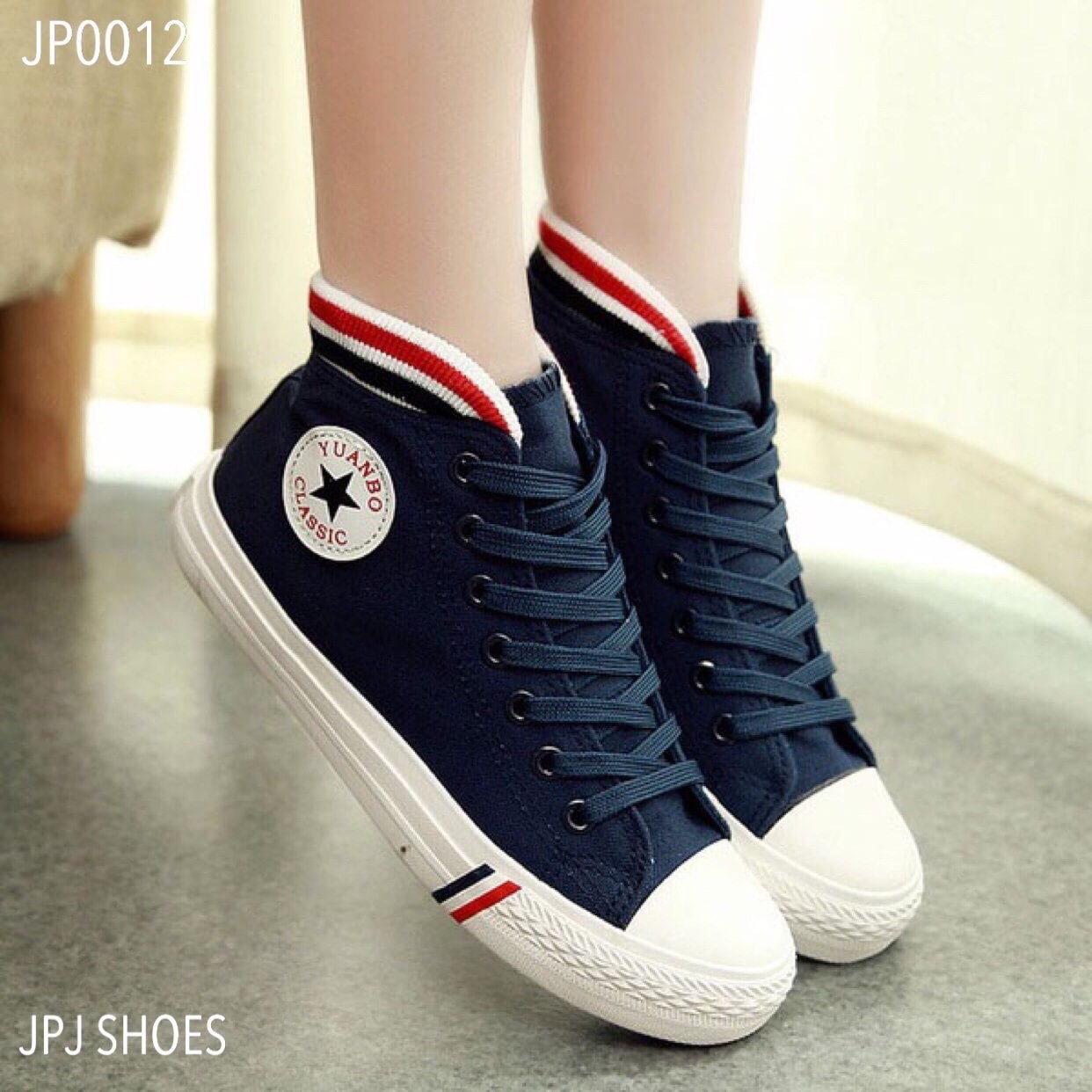 พร้อมส่ง : รองเท้า Converse Style (สีเทา)