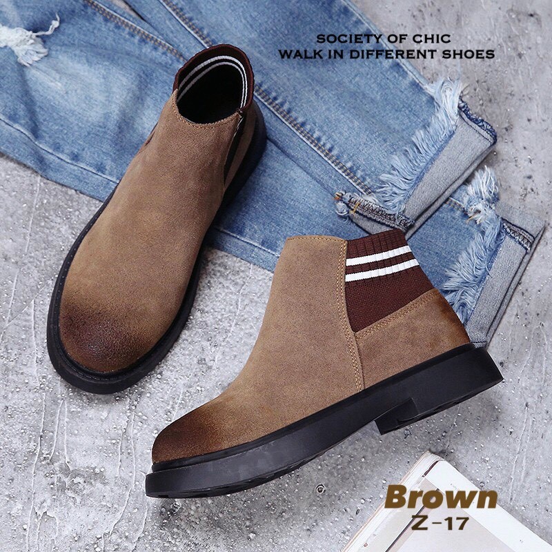 รองเท้าผ้าใบหนังกลับทรงถุงเท้า (สีดำ)