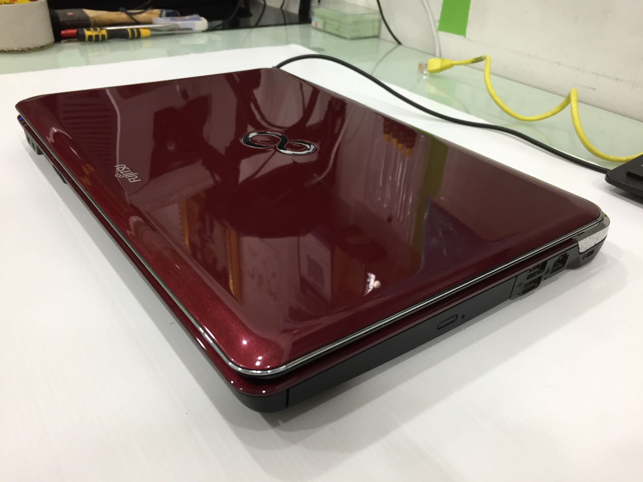 FUJITSU Lifebook LH531