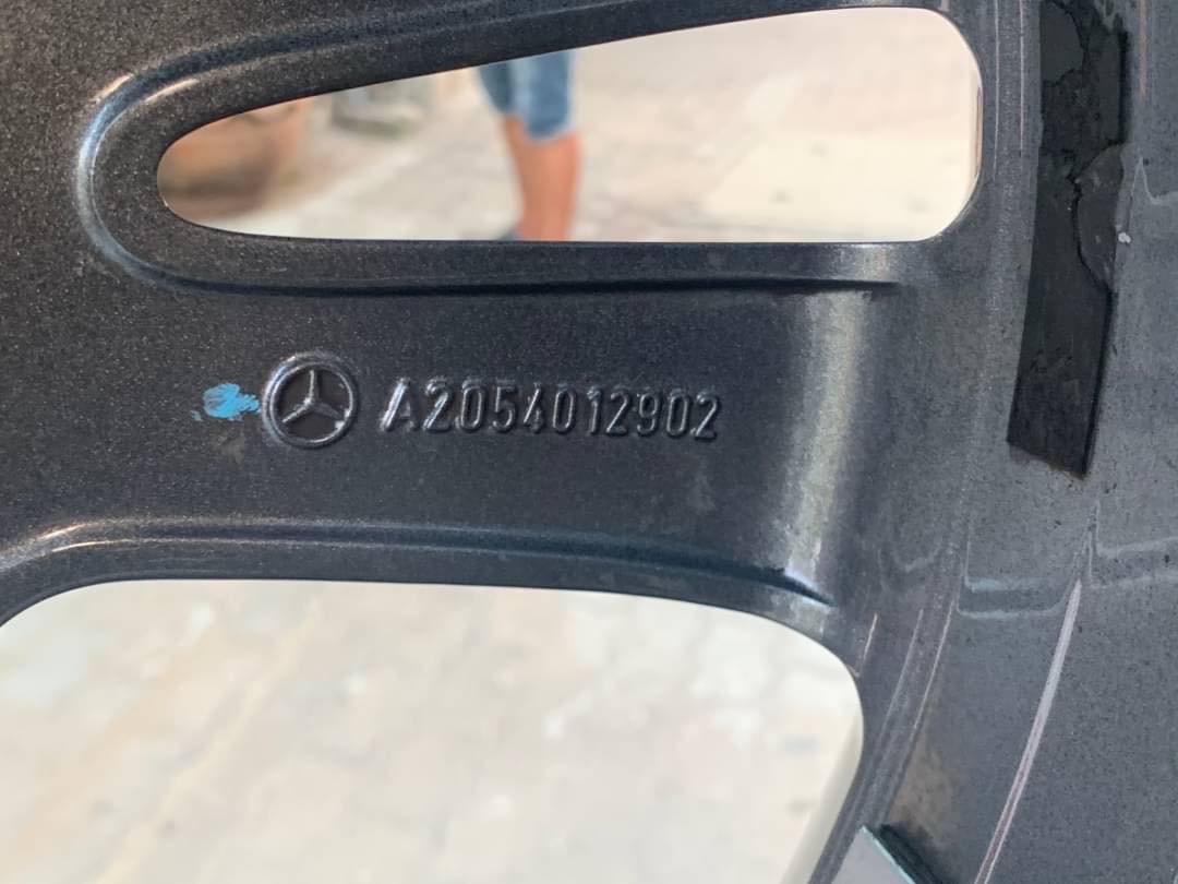 ล้อแท้ w205 ป้ายแดง ติดรถ ขอบ18