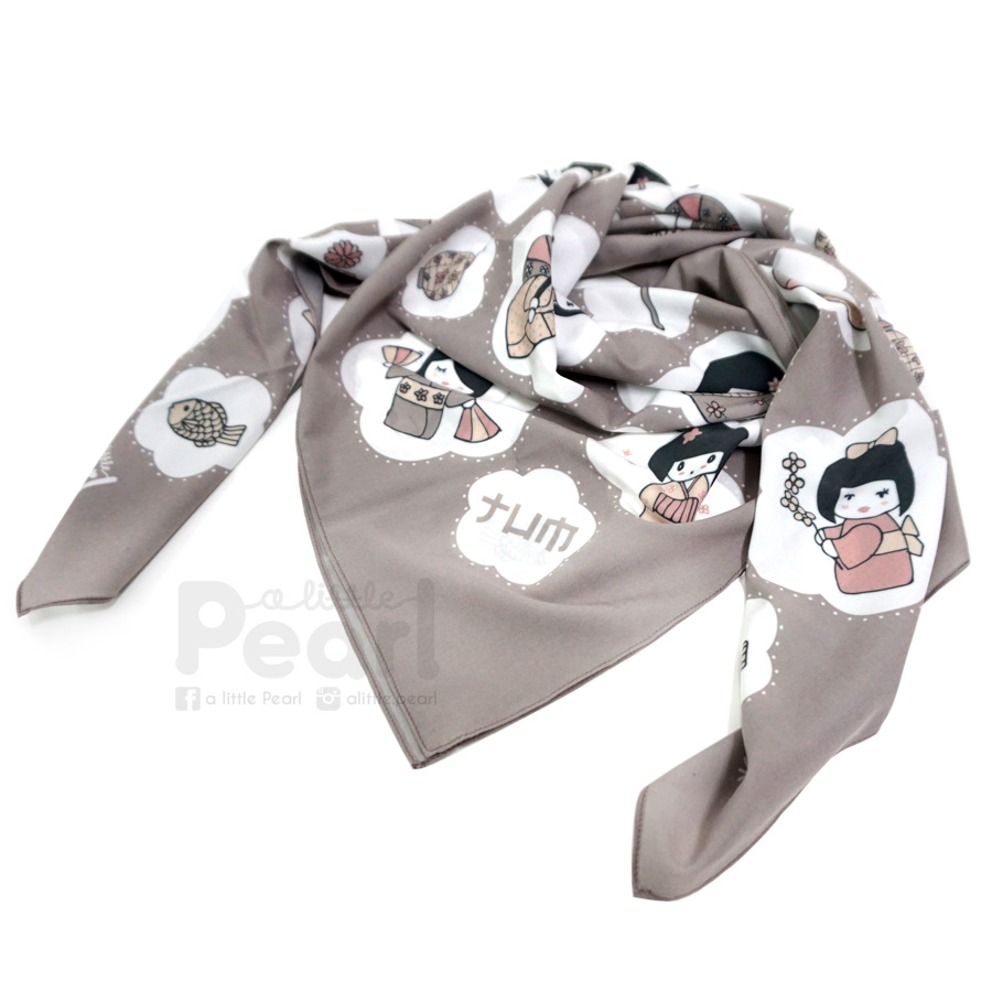 ผ้าพันคอสั่งทำใส่ชื่อ ลาย Japanese Dolls - Taupe