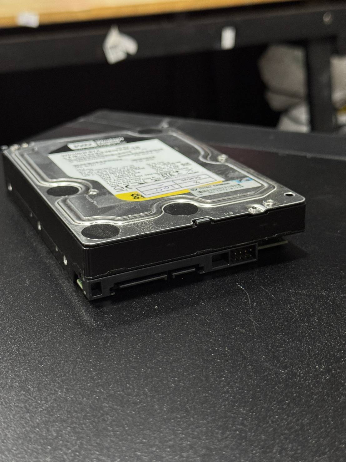 ฮาร์ดดิสก์ WD 1TB SATA 3.5 6Gbps 7200RPM" มือสองพร้อมใช้งาน มี 2 ลูก