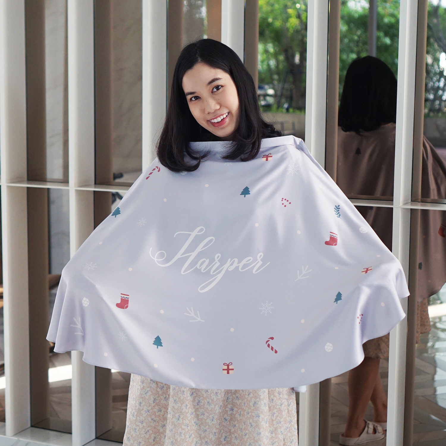 ผ้าคลุมให้นม สั่งทำใส่ชือ ลาย Xmas - Grey