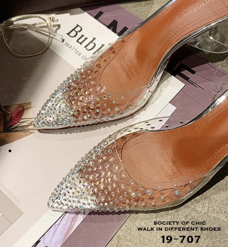 รองเท้าเปิดส้นแต่งสายคาดคริสตัล (สีเงิน)