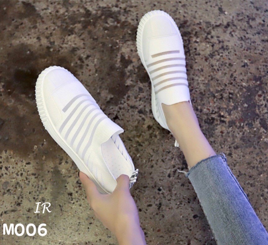 รองเท้าผ้าใบผ้าทอร่องแบบสวม