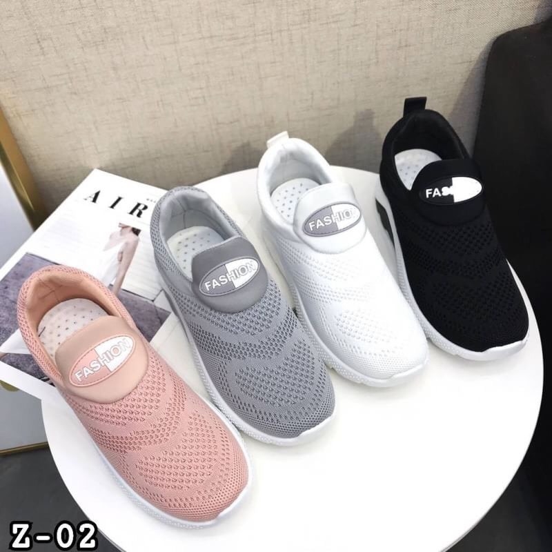 รองเท้าผ้าใบทรงสวมสไตล์Spot (สีชมพู)