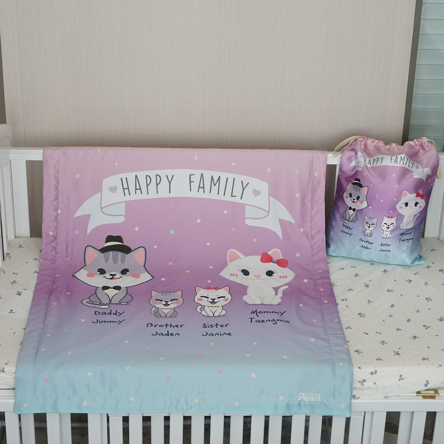 ผ้าห่มสั่งทำใส่ชื่อ ลาย Kitten Family - Purple Blue (ไม่รวมถุงผ้าซาติน)