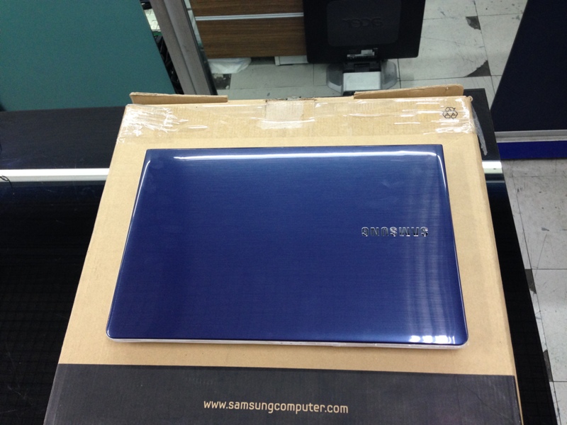 SAMSUNG NP370R4V-A03TH