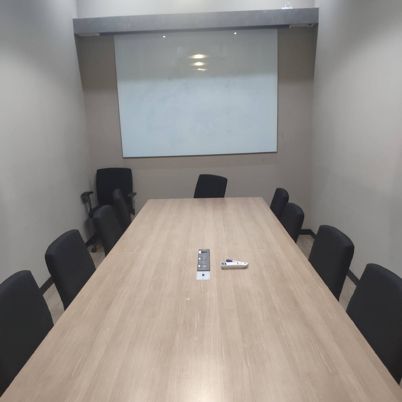 ไอทีเอฟ สีลม พาเลส (ITF-Silom Palace) สำนักงานให้เช่าย่านสีลม ศูนย์กลางธุรกิจ(CBD)ของกรุงเทพฯ ใกล้สถานีรถไฟฟ้า BTS ช่องนนทรี เพียง 350 ม.