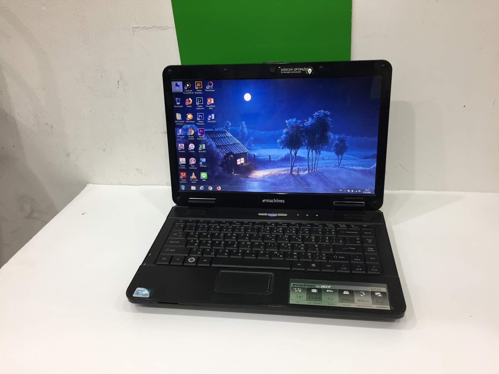 ACER eMachines D725