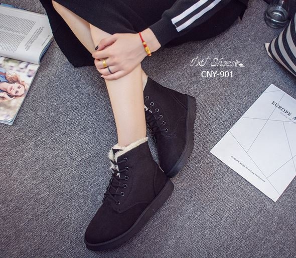 รองเท้าผ้าใบกันหนาวบุขน (สีดำ)