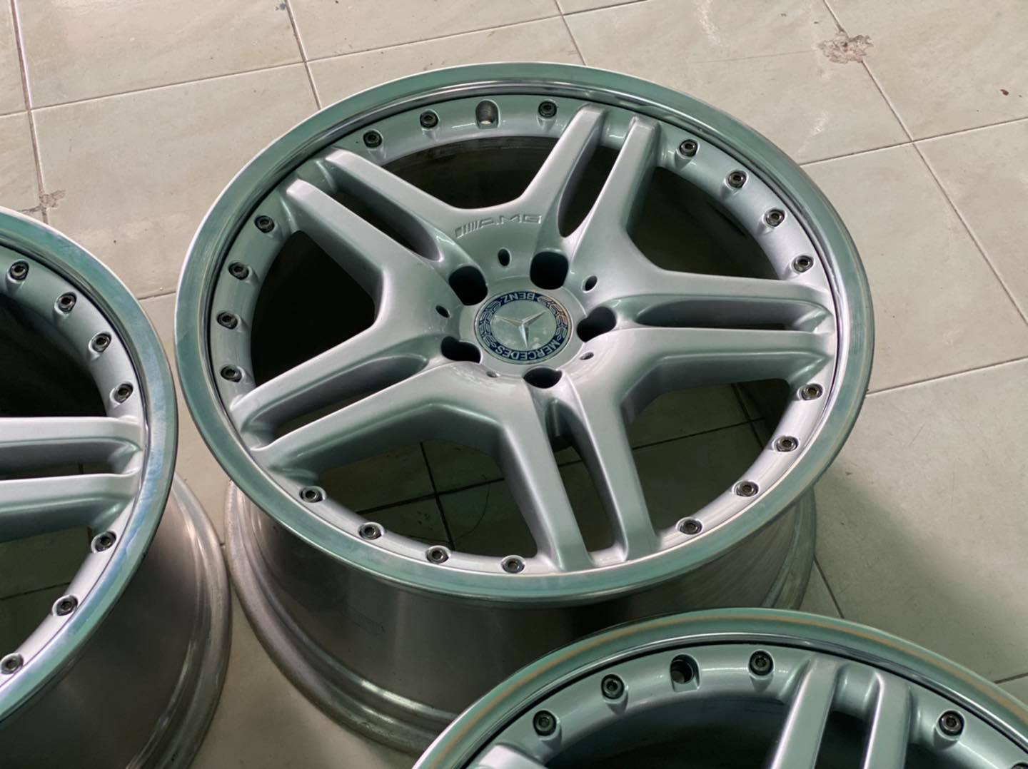 ล้อ Amg st4 R230 19" 2 ชิ้นแท้