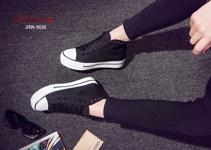 รองเท้าผ้าใบ Style Paul Frank (สีขาว)