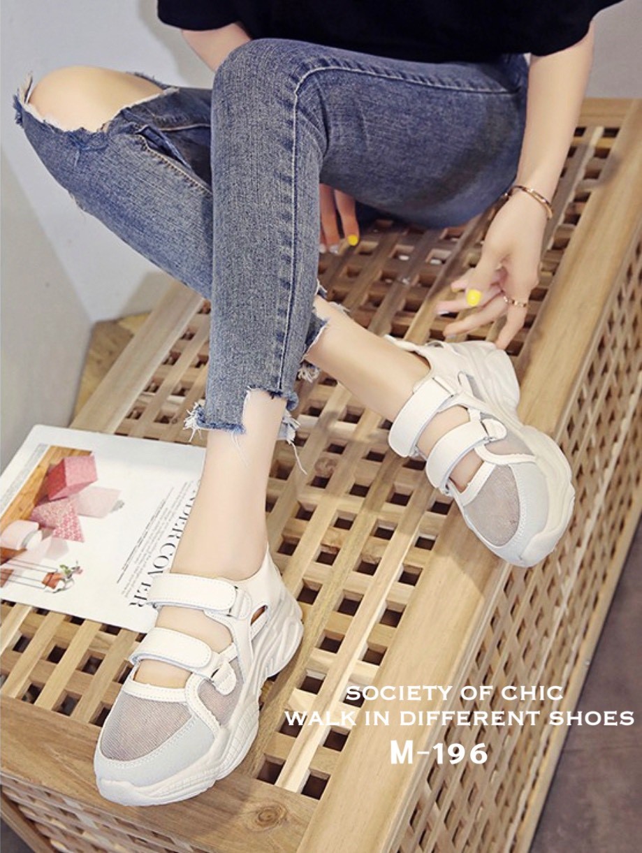 รองเท้าผ้าใบลำลองแต่งเมจิกเทป (สีครีม)