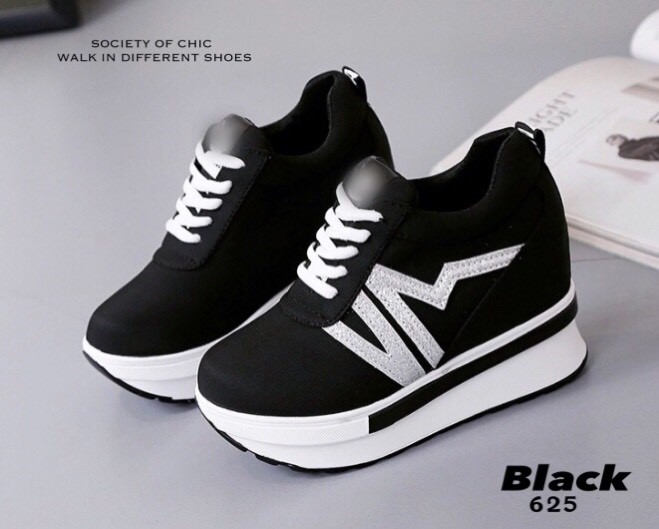 รองเท้าผ้าใบเสริมส้นสไตล์แฟชั่นเกาหลีแต่งลาย Sport (สีแดง)