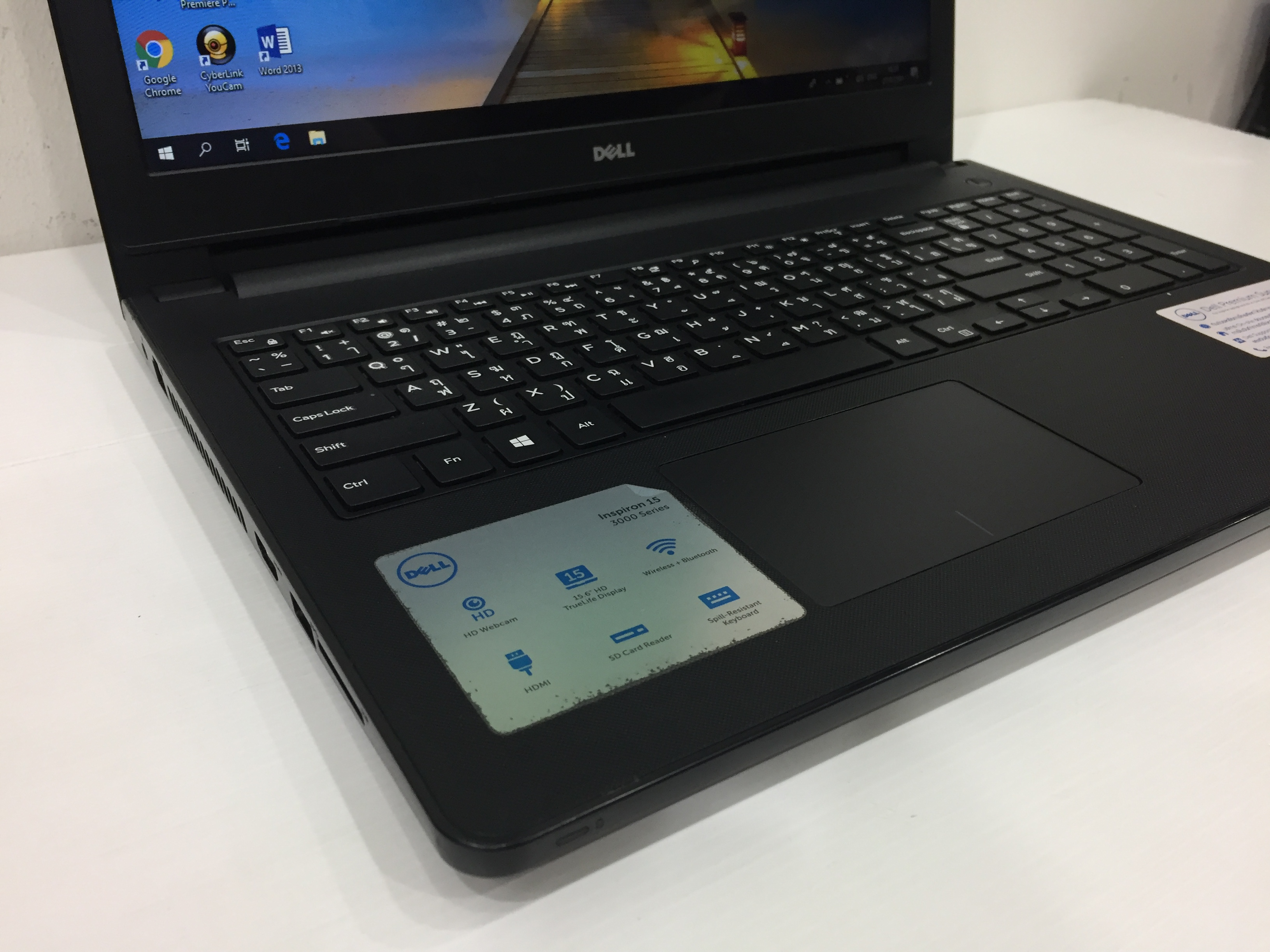 DELL Inspiron 3558