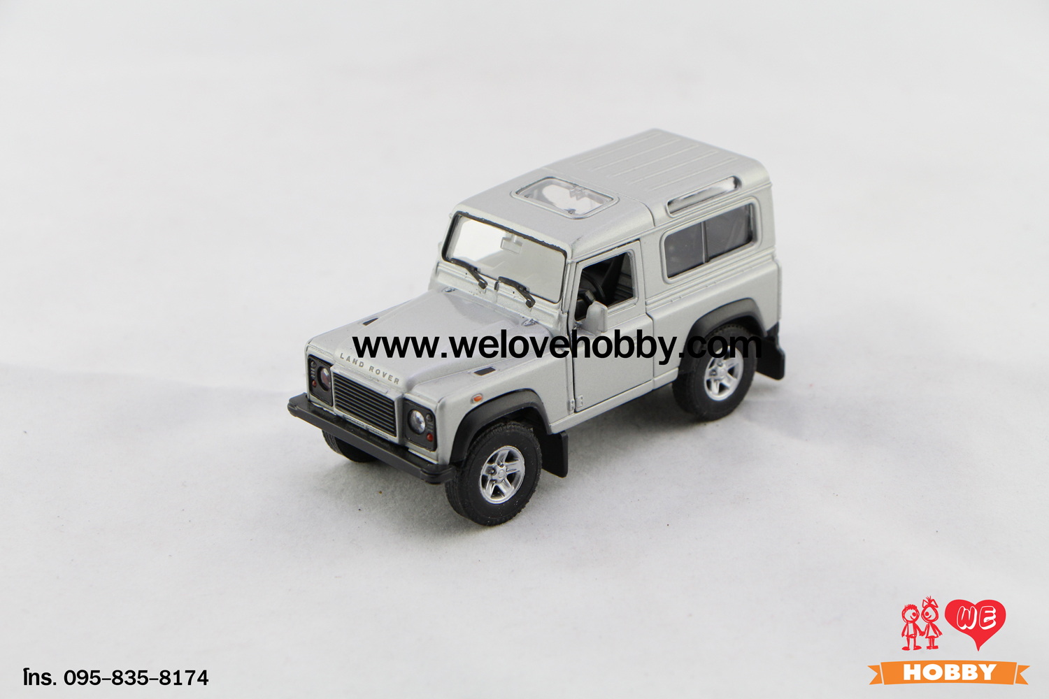 โมเดลรถ Land Rover Defender 2ประตู สีเทา Scale 1:38