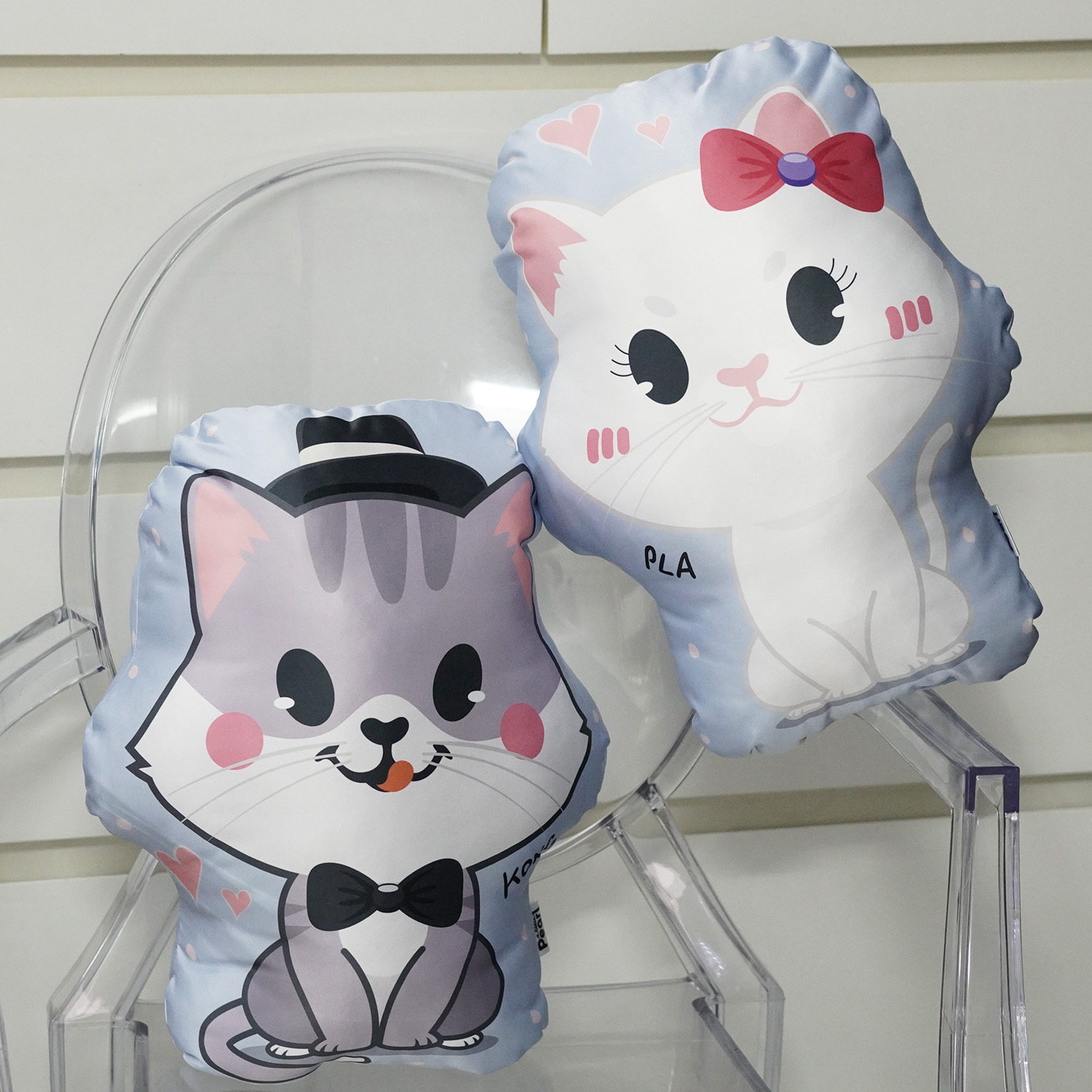 หมอนสั่งทำใส่ชื่อ ลาย Kitten's Family (ราคาต่อใบ)