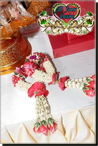 มาลัยข้อมือ ML 003- ราคาพวงละ 1,090 บาท