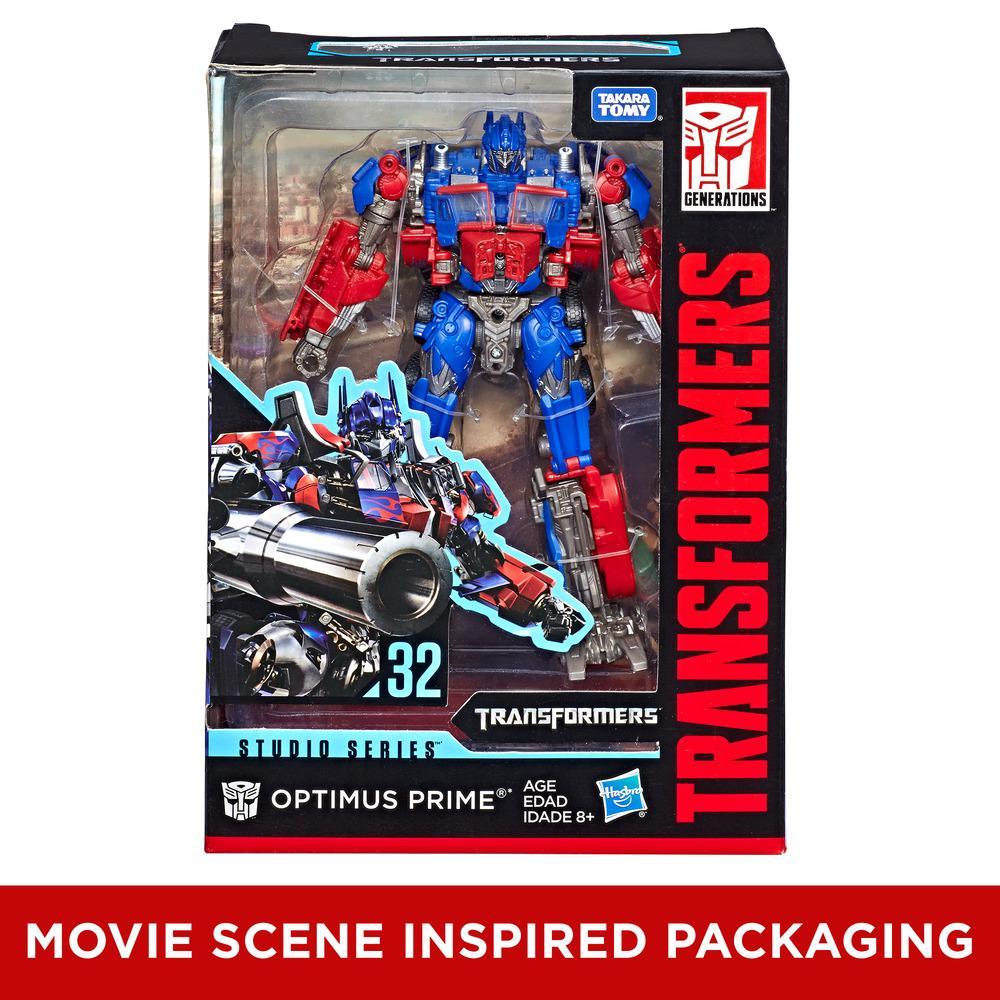 Hasbro Transformers Studio Series 32 Voyager Class Optimus Prime Action Figure 6.5 Inch ฮาสโบร ทรานสฟอเมอร์ส สตูดิโอ ซีรีย์ส 32 วอยเอเจอร์ คลาส หุ่นยนต์ออพติมัส ไพรม์ 6.5 นิ้ว ลิขสิทธิ์แท้